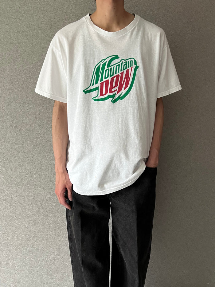 00's Mountain Dew print t-shirt