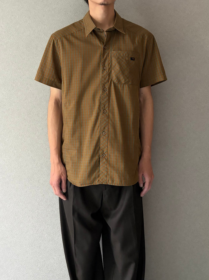 10's ARC'TERYX shirt