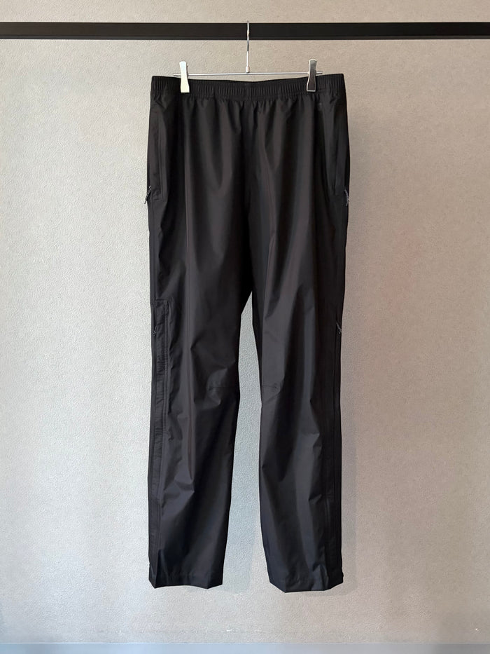 10's Patagonia nylon pants