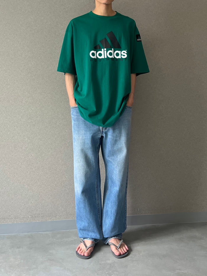 90's adidas Equipment print t-shirt