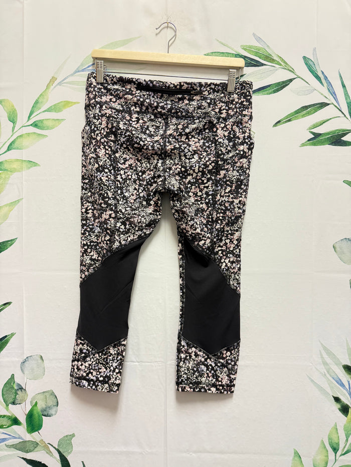 Lululemon Pace Rival MR Crop 22” (10)