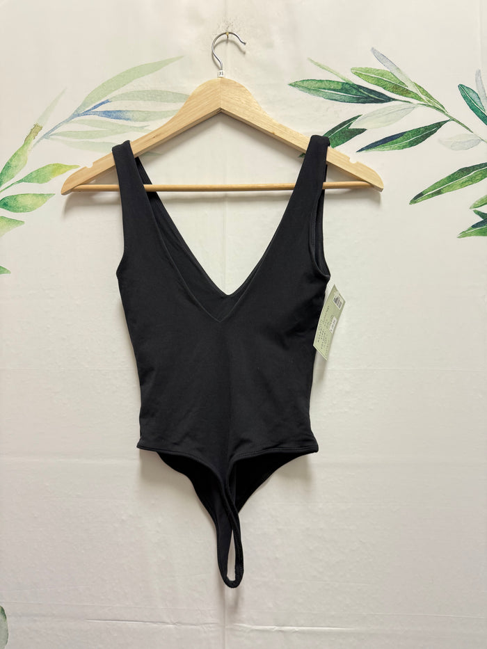 Aritzia Babaton Contour V Neck Bodysuit (XXS)