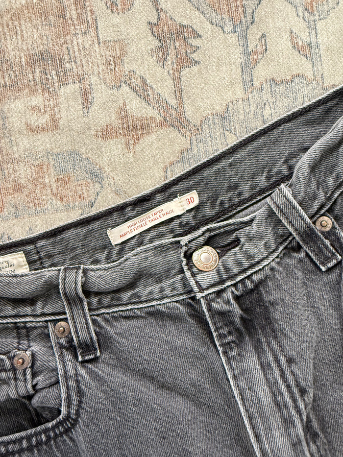 Levi’s High Loose Taper HR Jeans (30x29)