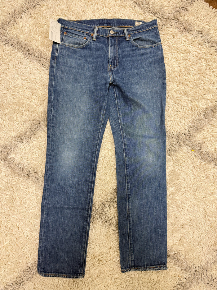 Levi’s White Cone 541 Jeans (34x31)