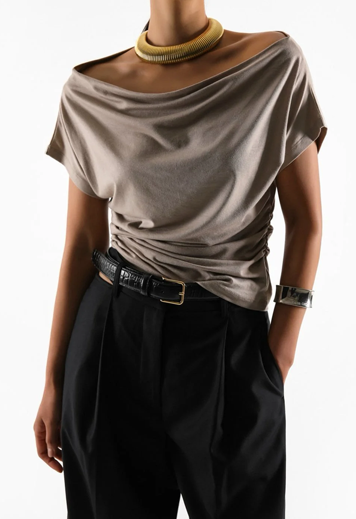 Asymmetric tee