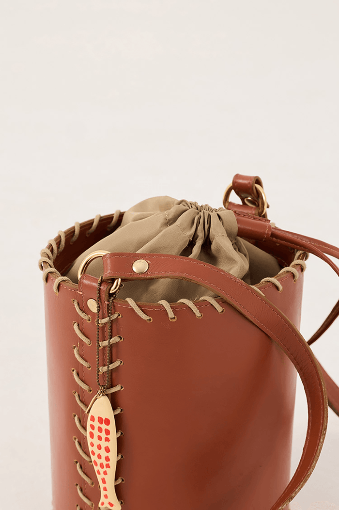 Brown Adjustable Strap Stitching Bucket Bag_6