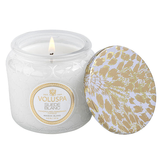 CANDLE SUEDE BLANC 4.5OZ PETITE EMB JAR