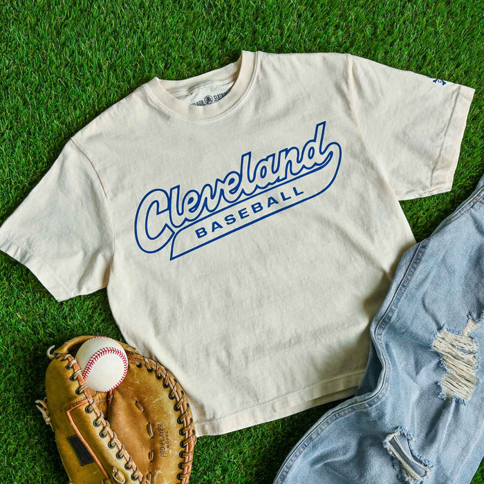 Cleveland Baseball Script - Womens Boxy Crop T-shirt