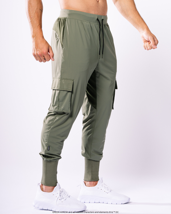 GREEN ARROW™ Light Performance Cargo High RibJoggers
