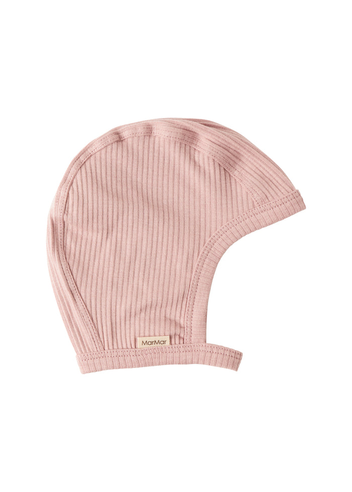 Ribbed pink hat with buckle for children