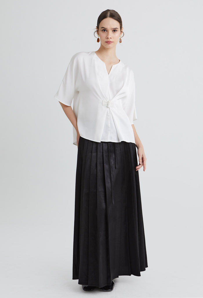 Inverted Pleated Triple Button Oriental Blouse