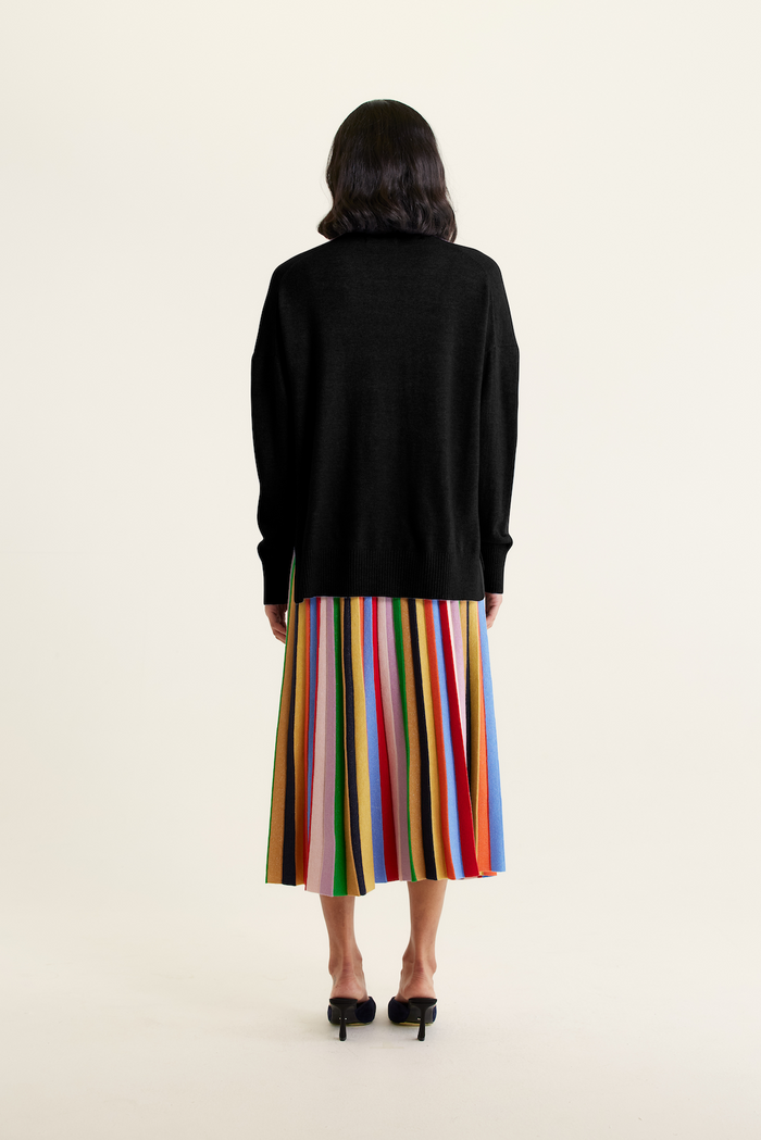 Iris Cashmere Crew Sweater In Black