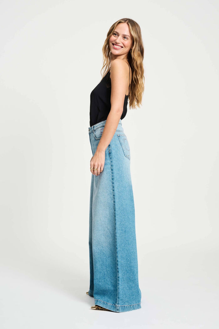 POM Amsterdam Jeans JEANS - Baggy Wideleg Mid Blue