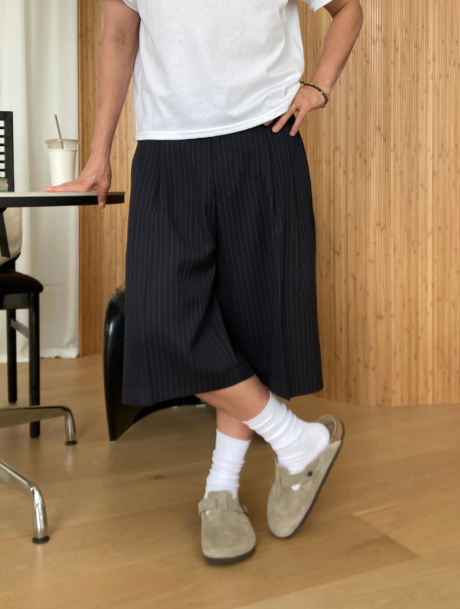 LUEN STRIPE WIDE SHORTS