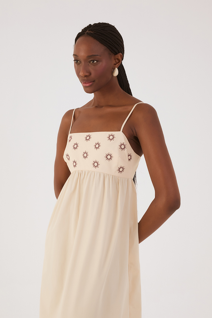Off-White Embroidered Sun Sleeveless Maxi Dress_3