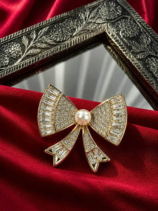 Saari Brooch - Fiora