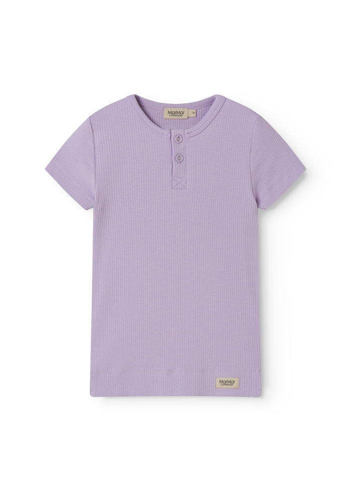 Short-sleeved ribbed t-shirt for children in a lilac shade with button-up closure.