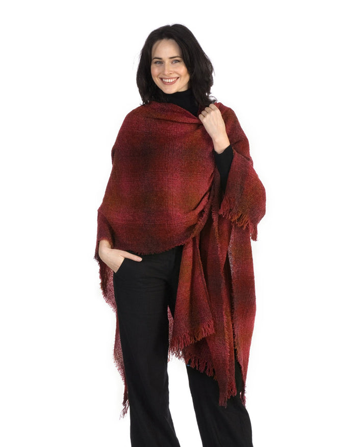 Women's Lambswool Celtic Ruana